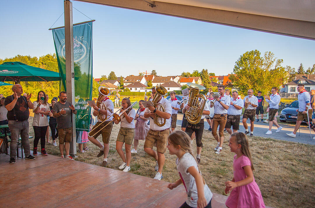 Grandioser Auftakt mit den Rothsee Musikanten.