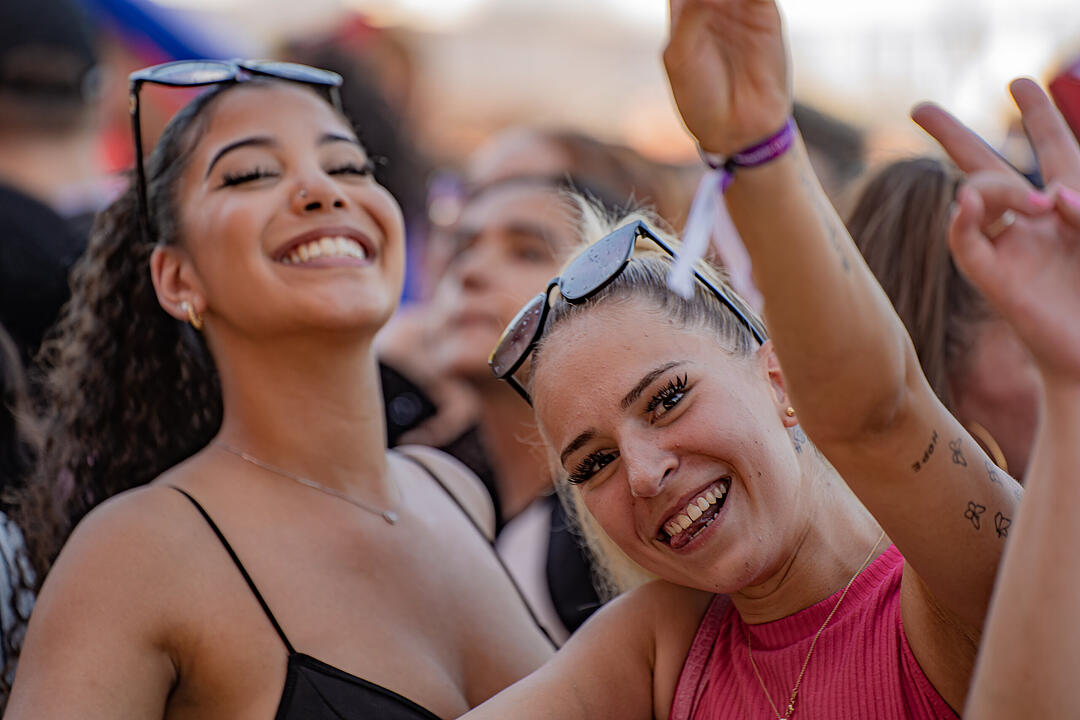 Mit vielen internationalen und nationalen Live-Acts!