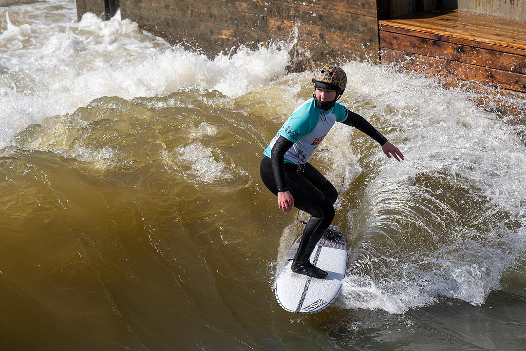 Die Surferwelle mitten in Nürnberg