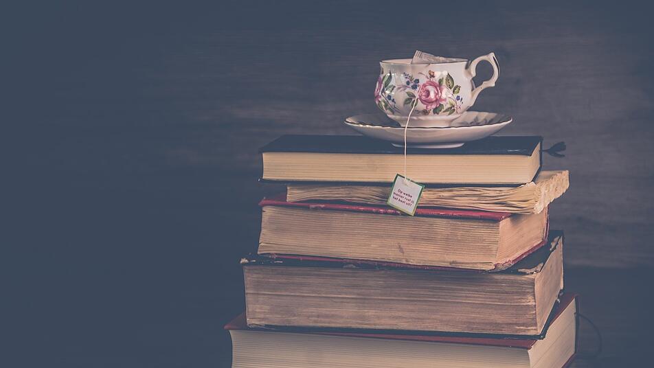 In den Trierer Bibliotheken kannst du Bücher auch mit nach Hause nehmen.
