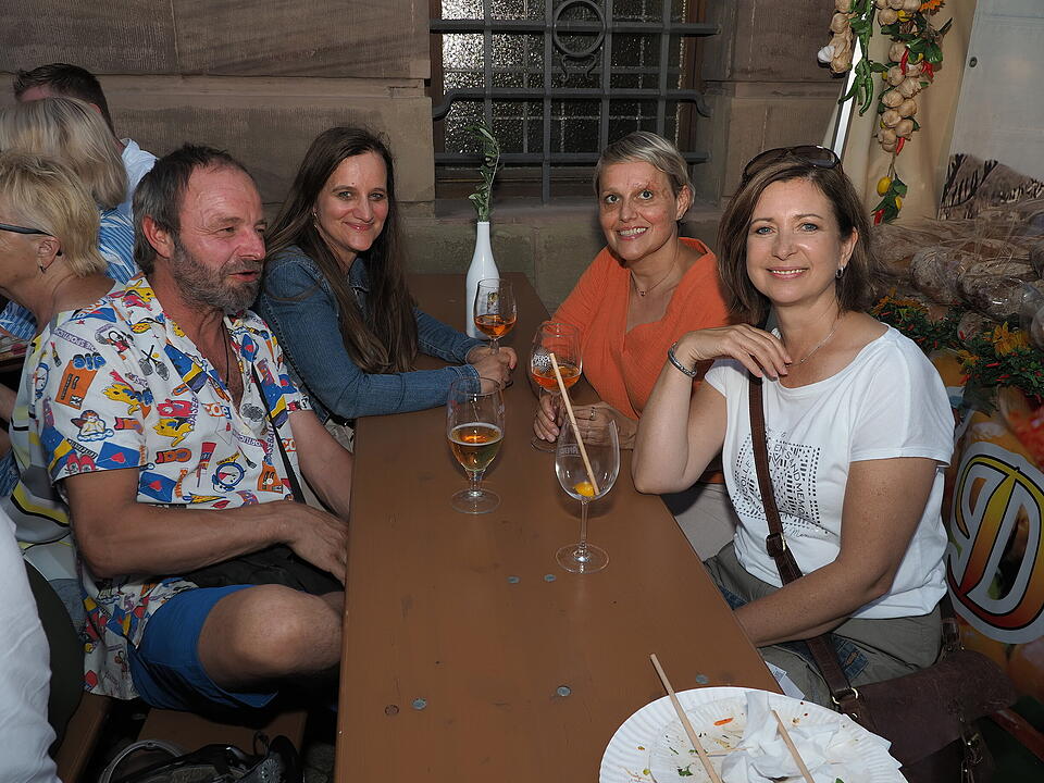 Aperitivo, Vino, Musica und mehr!