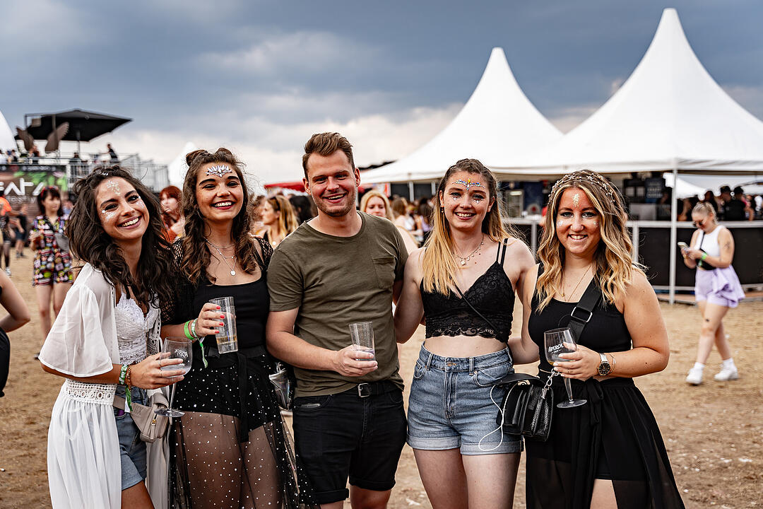 Beste Partystimmung auf dem Festival-Gelände!