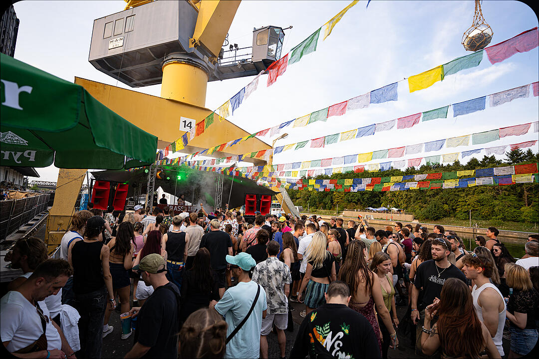Techno, Trance und Hard Techno