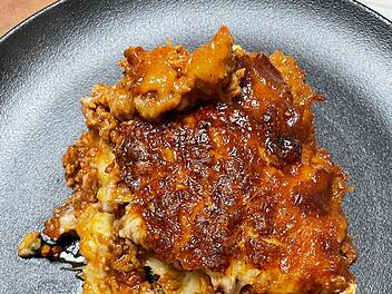 Lasagne mal anders: mit Hackfleisch und Gemüse.