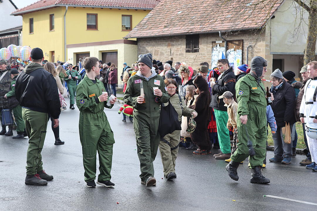 Die Hauptstrasse wurde zur Partymeile