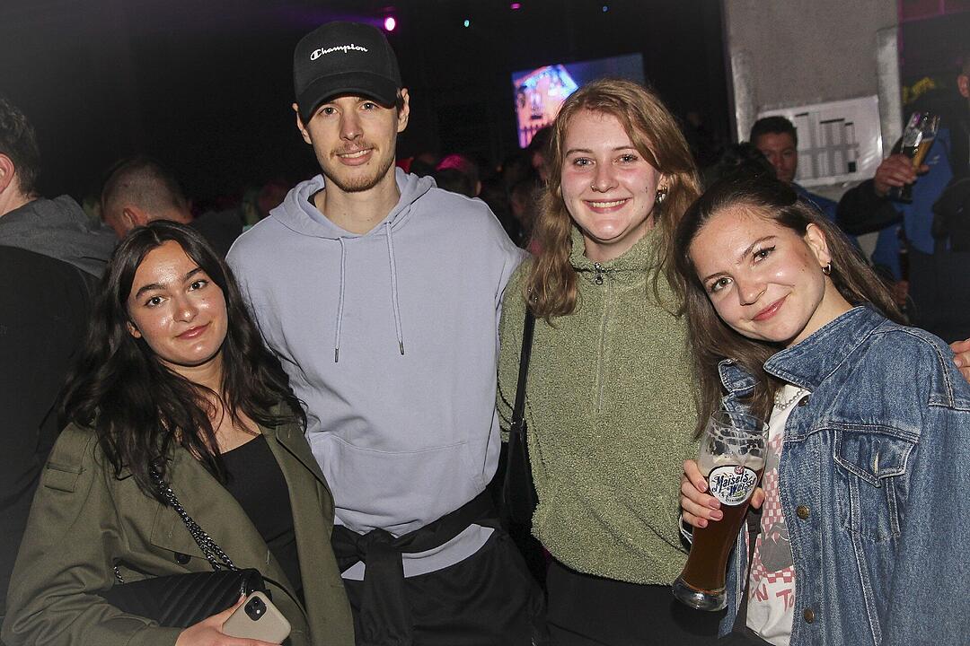Opening Party mit Ballermann-Größe Peter Wackel