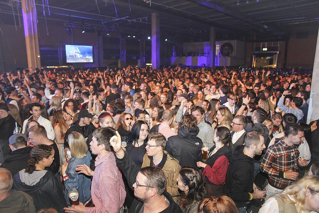 Opening Party mit Ballermann-Größe Peter Wackel