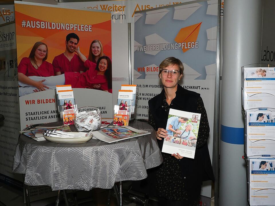 Mit Jobbörse für Gesundheitsberufe