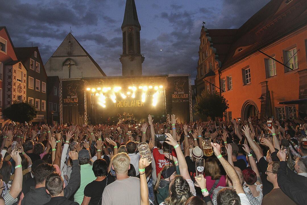 Troglauer - Heavy Volxmusic!