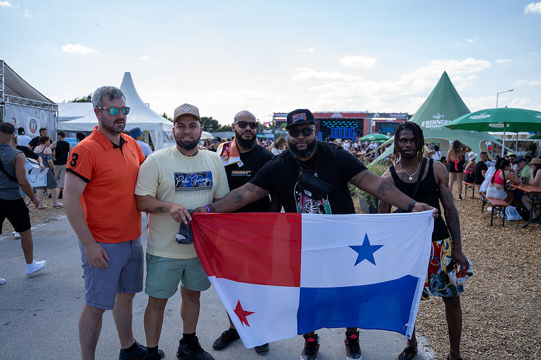 Mit vielen internationalen und nationalen Live-Acts!