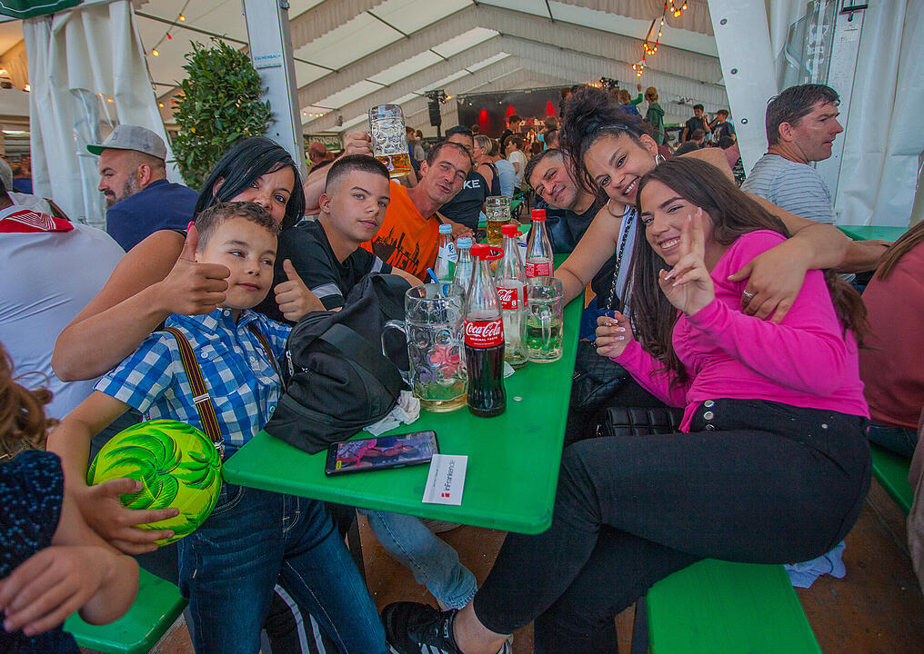 Ausgelassene Stimmung mit rocKing und Tasty 7.