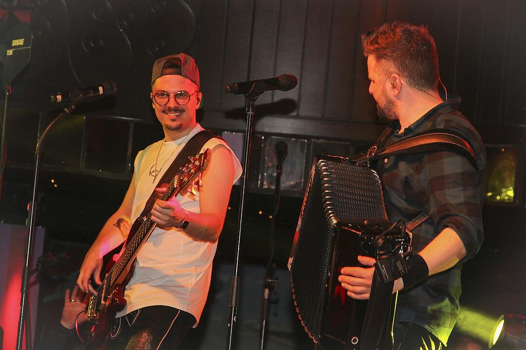 Heavy Volxmusic im Tanzcenter