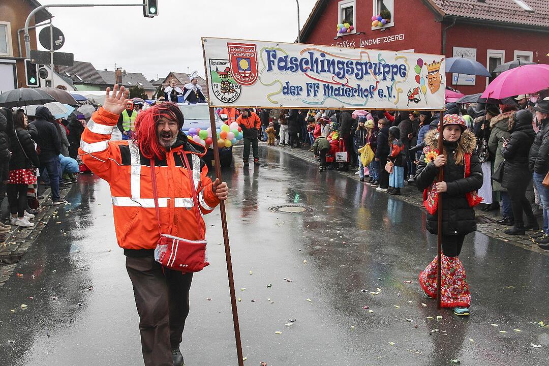 Großer Faschingsumzug  zum Stadtsteinacher Marktplatz