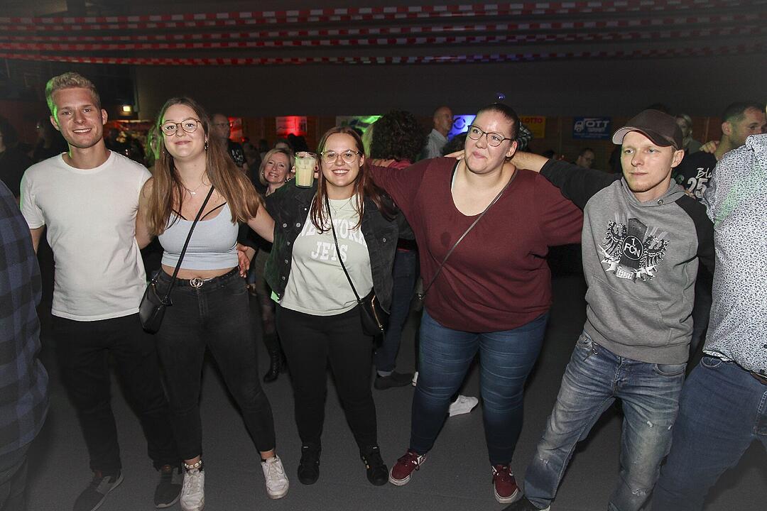 Es spielte die Partyband "Musik die3".