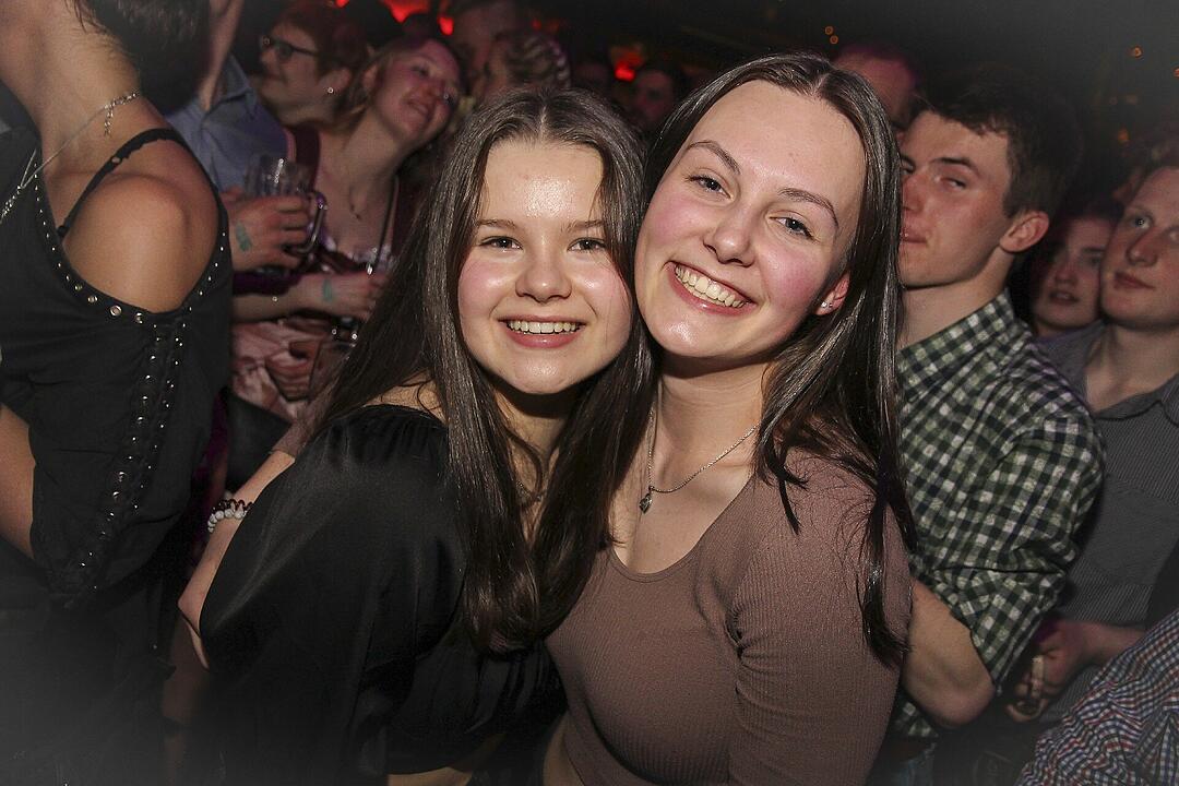 Heavy Volxmusic im Tanzcenter