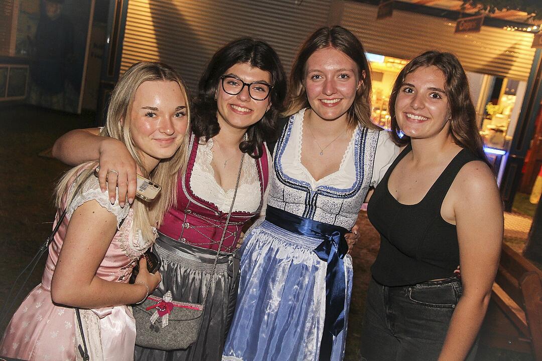 Am Montag spielte die Band "Radspitz".