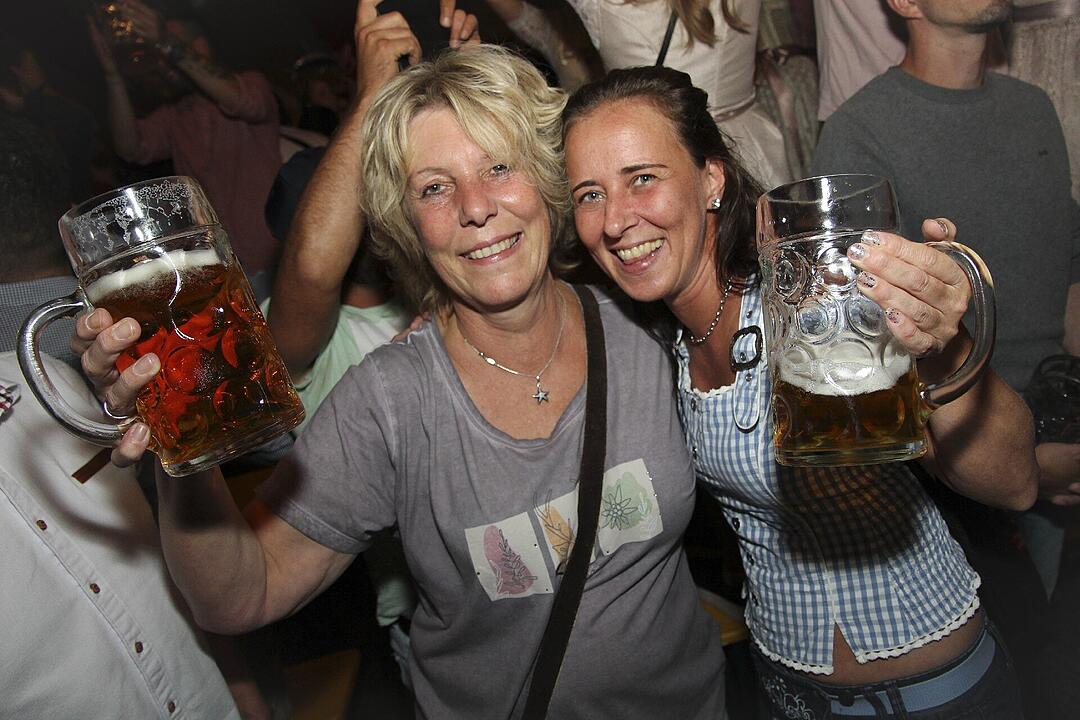 Für Partystimmung sorgten die "Stoapfälzer Spitzbuam"
