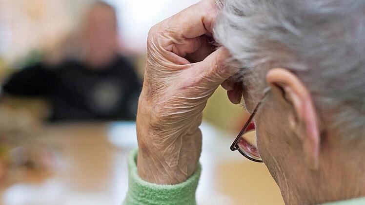 1,6 Millionen Demenzkranke gibt es in Deutschland. Eine Zahl, die mit der hohen Lebenserwartung immer weiter steigen wird. Foto: Patrick Pleul/dpa/Archiv