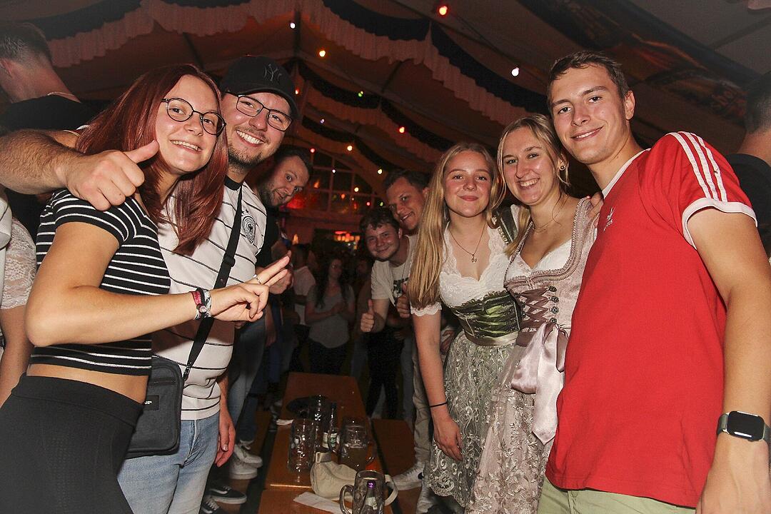 Am Montag spielte die Band "Radspitz".