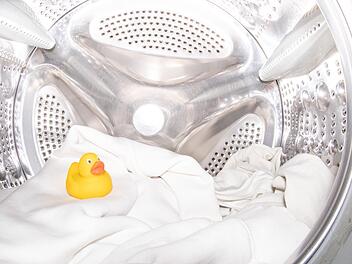 Symbolbild: Waschmaschine, Wäsche, Wäsche waschen