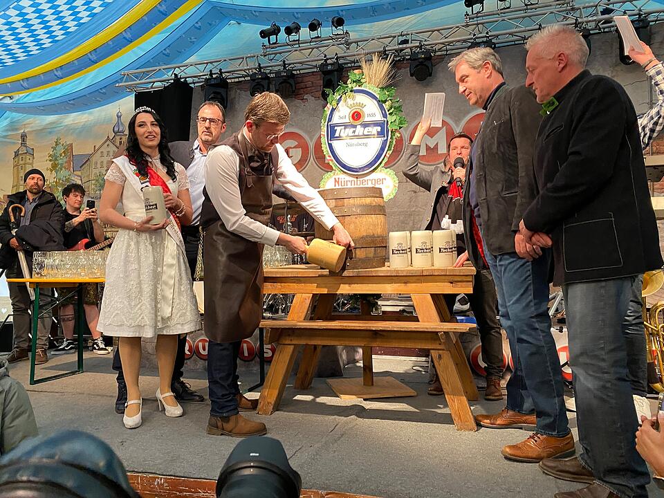 Nürnberg: O'zapft is! Das Frühlingsfest am Dutzendteich beginnt
