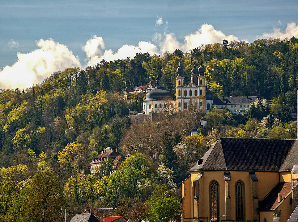 Hoch über Würzburg grüßt das Käppele
