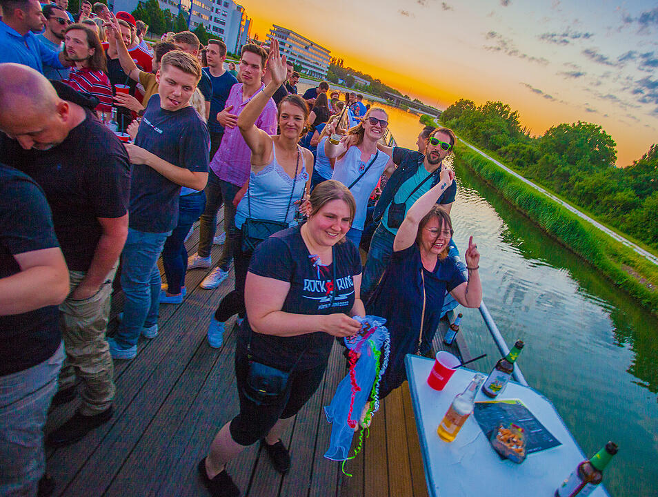Bayern 3 Partyschiff in Fürth