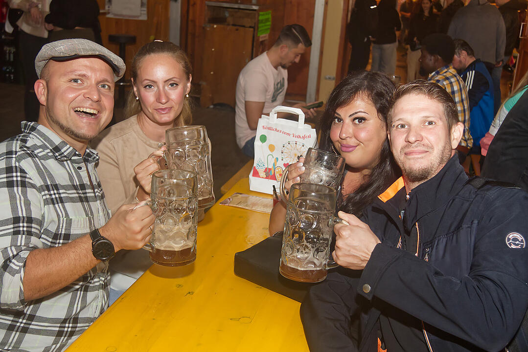 Beste Stimmung beim zweitgrößten Volksfest Bayerns