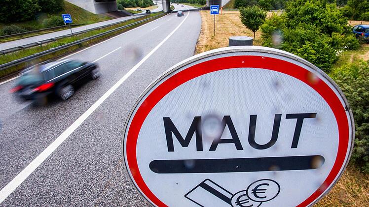 Die SPD signalisiert bei der Pkw nun Entgegenkommen. Aber: Zweifel an Sinn und Notwendigkeit der Abgabe bleiben. Symbolbild: dpa