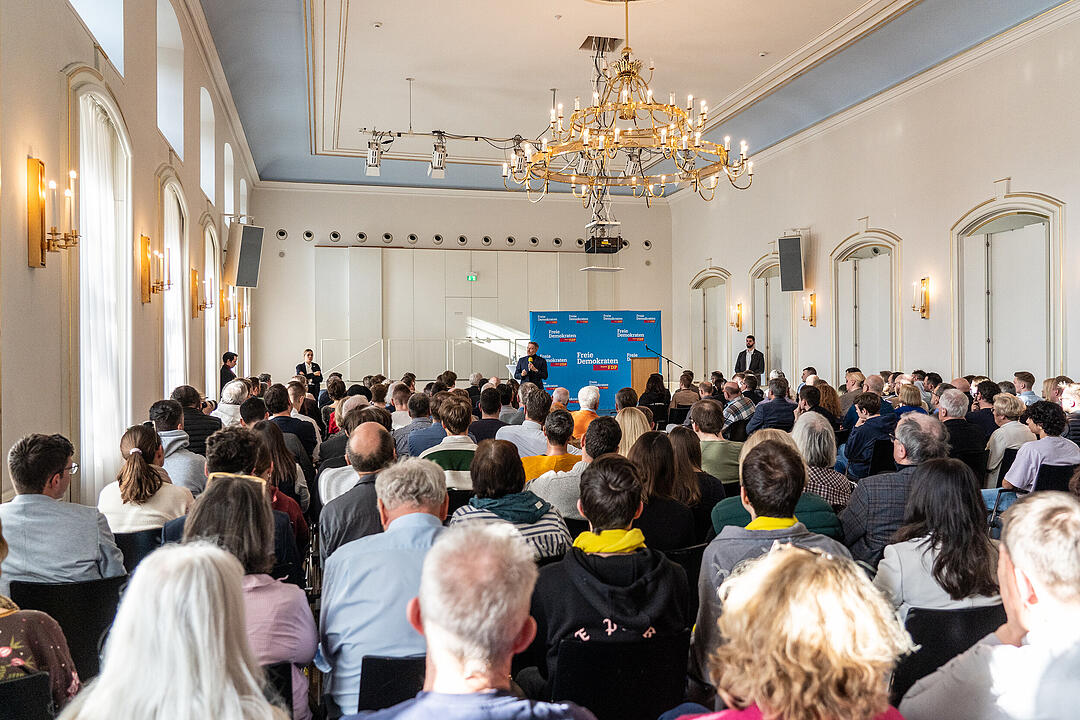 Der Spitzenkandidat der Liberalen gab sich bürgernah.