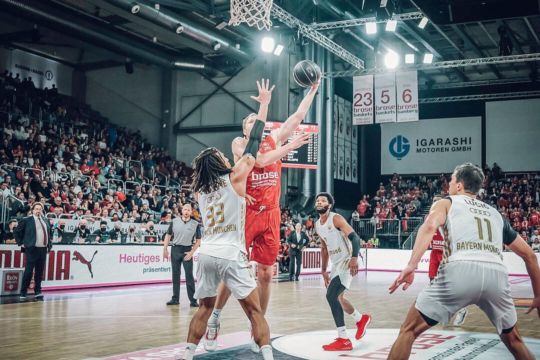 Impressionen vom Pokalachtelfinale