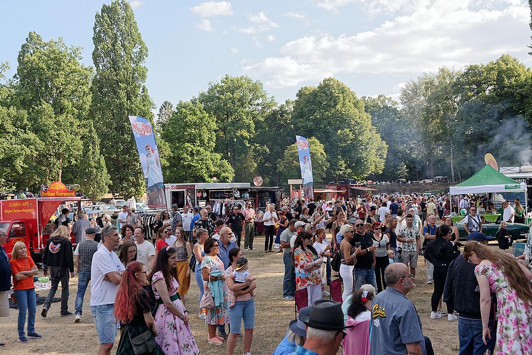 Oldtimer, Live Musik und vieles mehr!