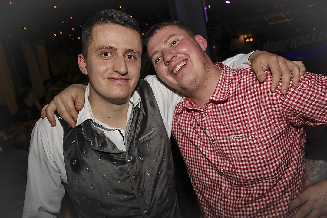 Klasse Party-Stimmung  am ersten Weihnachtsfeiertag