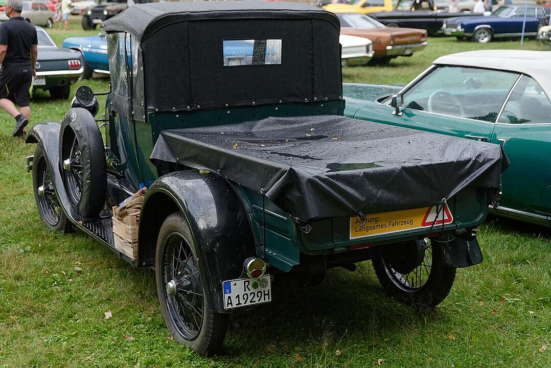 Oldtimerfans kamen voll auf ihre Kosten!