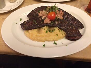 Rezept für "Himmel und Erde": So sieht es aus, wenn es auf dem Teller liegt.