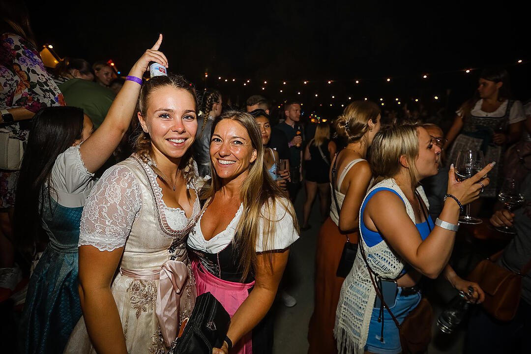 Erstklassige Stimmung mit den Almrockern!