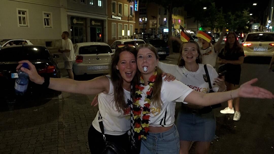 Deutschland im Viertelfinale: Würzburg feiert Sieg über Dänemark