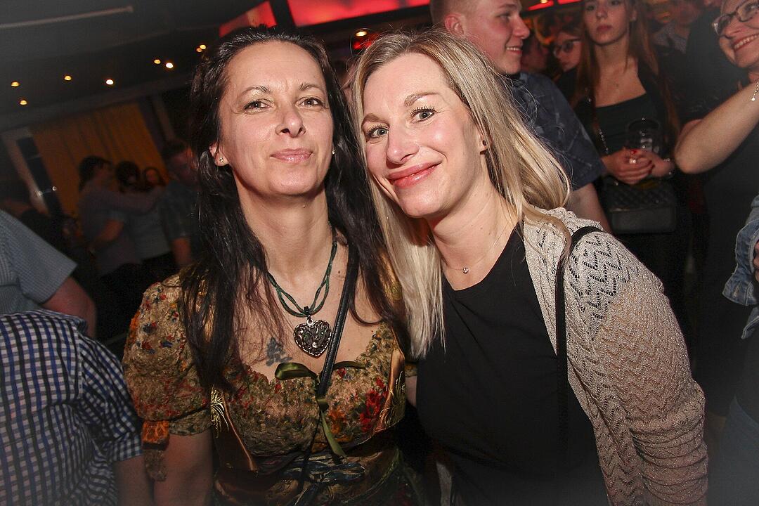 Heavy Volxmusic im Tanzcenter