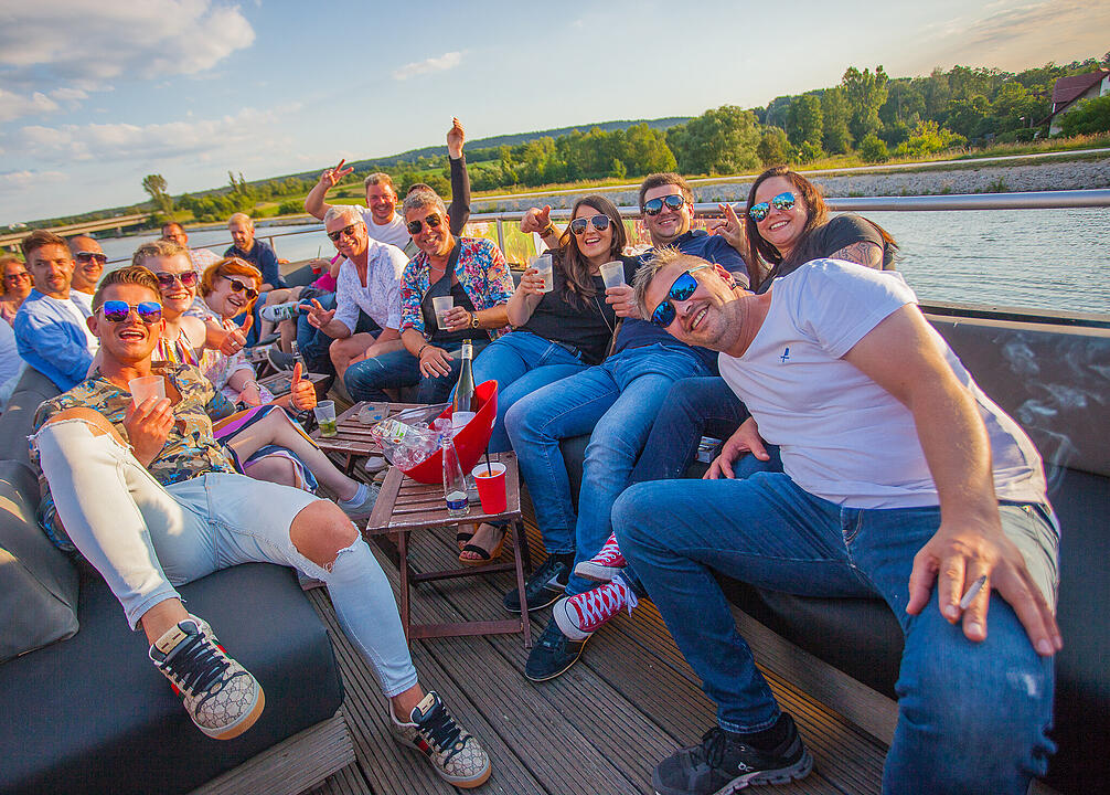 Bayern 3 Partyschiff in Fürth