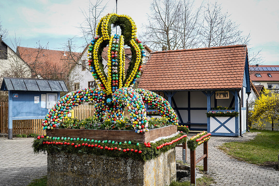 Osterbrunnen Teuchatz
