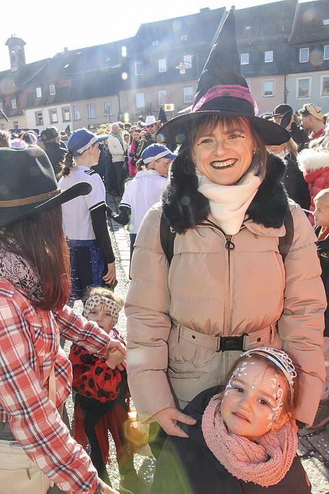 Fasching 2025 in Stadtsteinach!