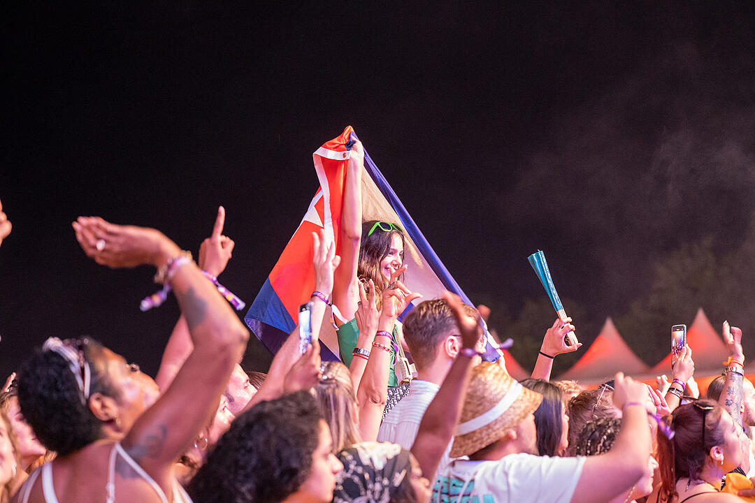 Mit vielen internationalen und nationalen Live-Acts!
