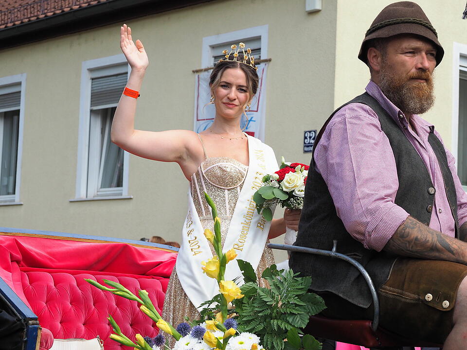 Großer historischer Festzug durch Bad Kissingen!