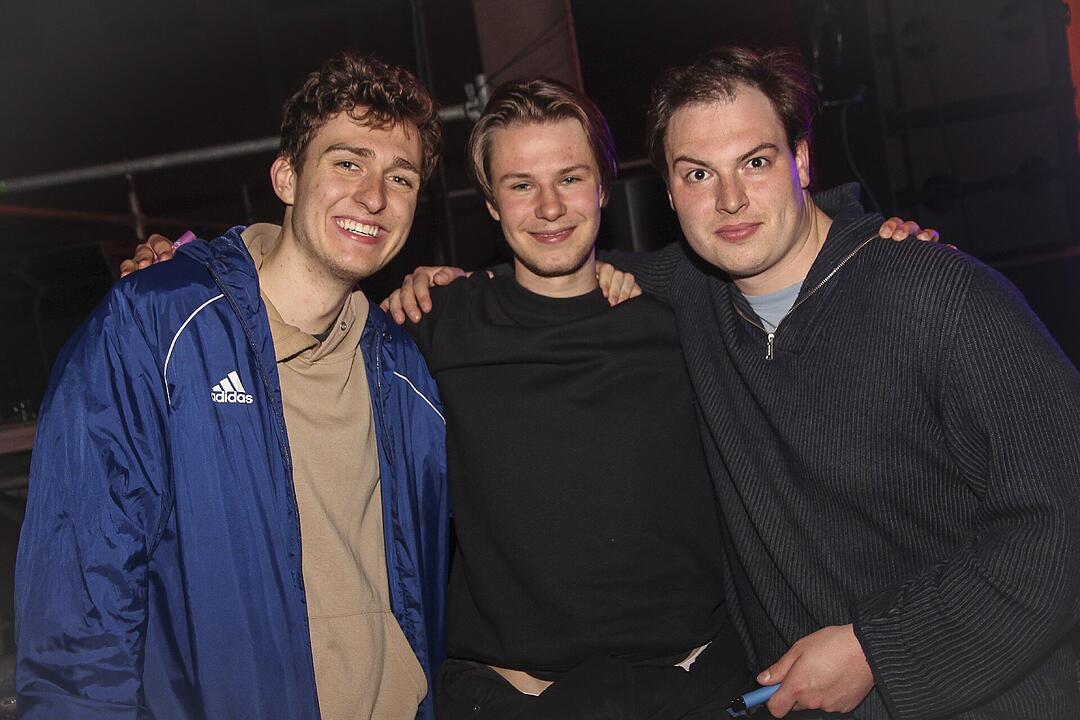 Opening Party mit Ballermann-Größe Peter Wackel