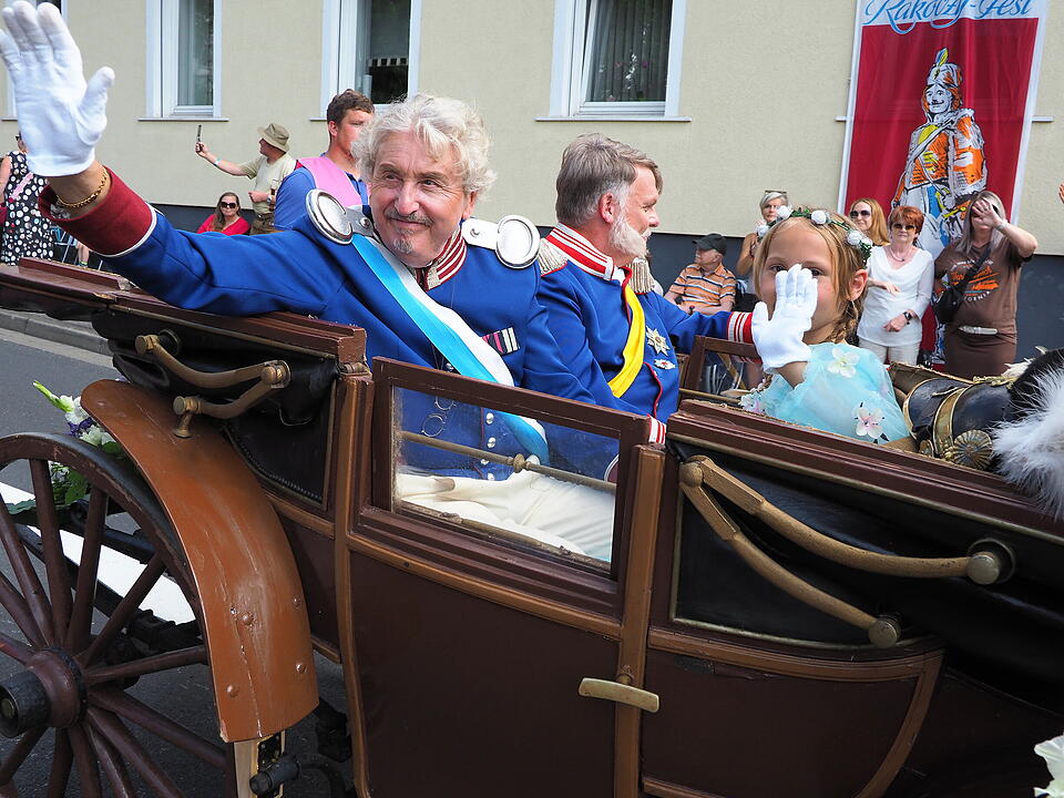Großer historischer Festzug durch Bad Kissingen!