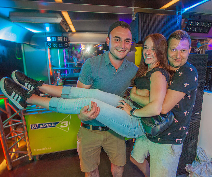Bayern 3 Partyschiff in Fürth